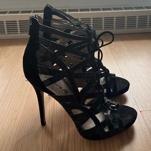 L’intervalle black open toe  heel. In new condition: only worn 2 times